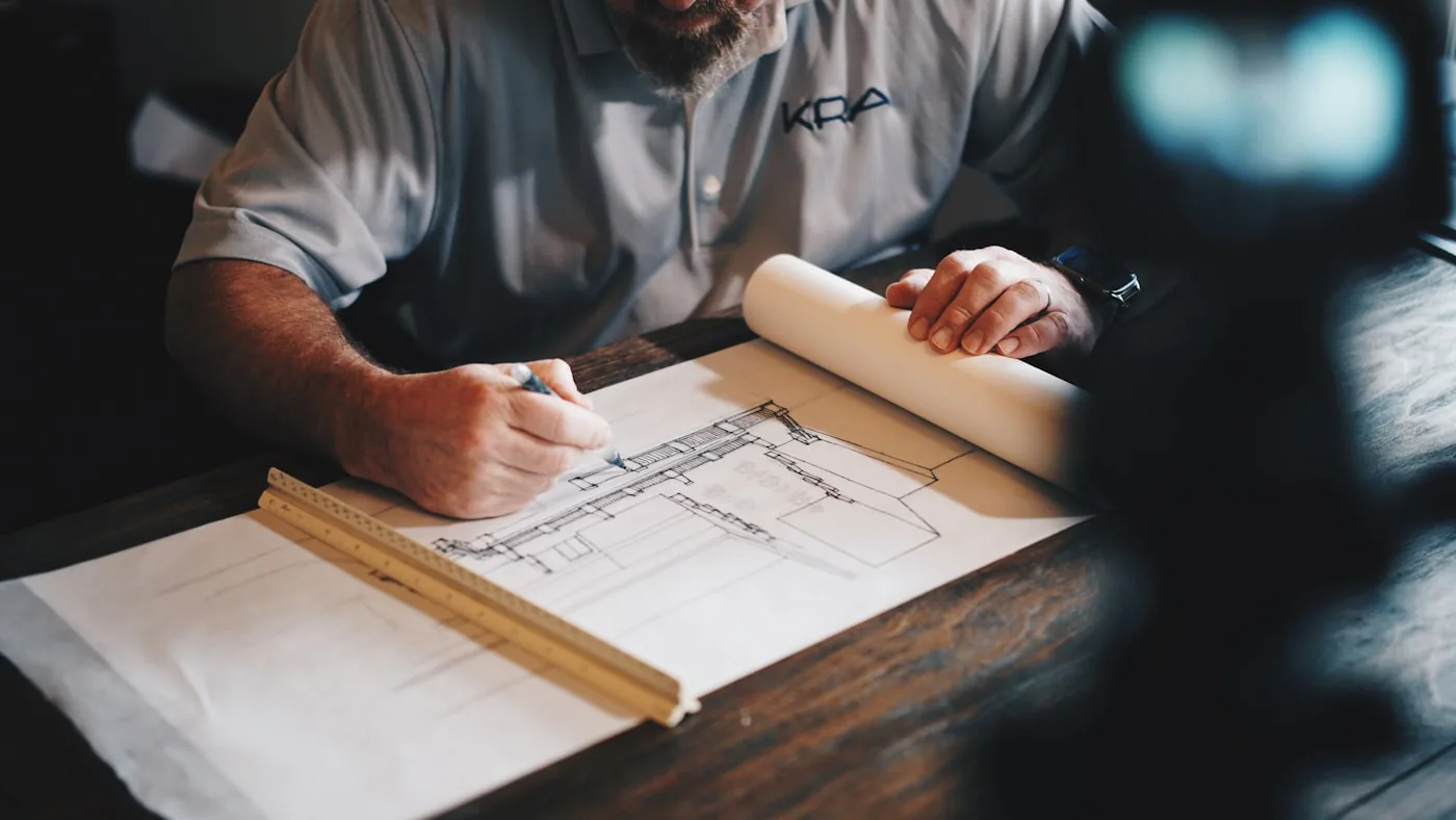 Construction & Contractors